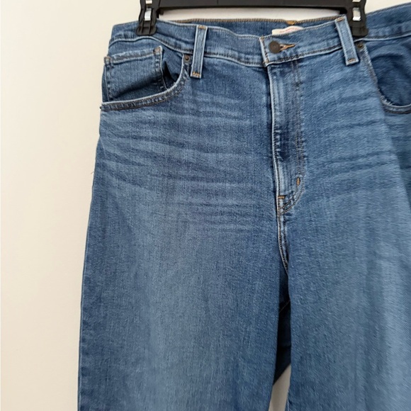 Levi's Blue Straight Leg Women's Pants - Picture 2 of 8